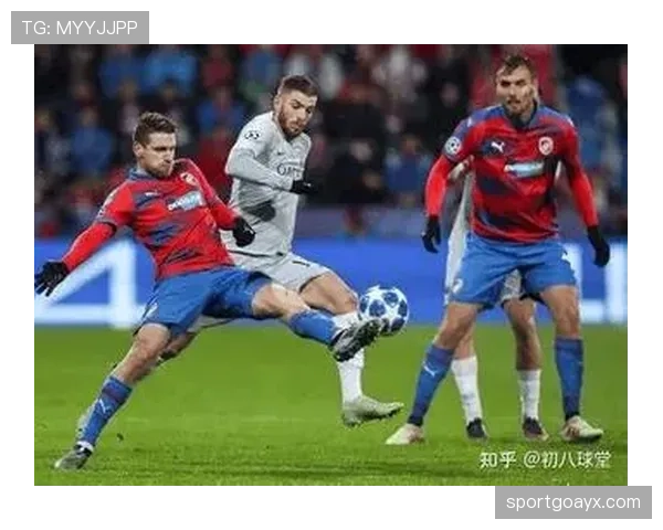 汉堡攻防均衡显成效，新赛季战术革新引关注