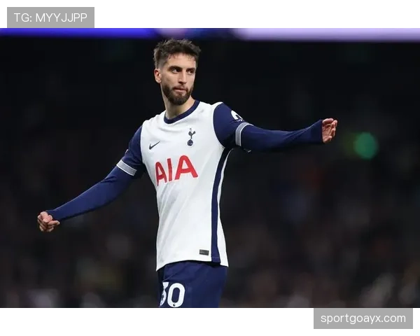 本坦库尔闪耀热刺，助球队重回胜利轨道