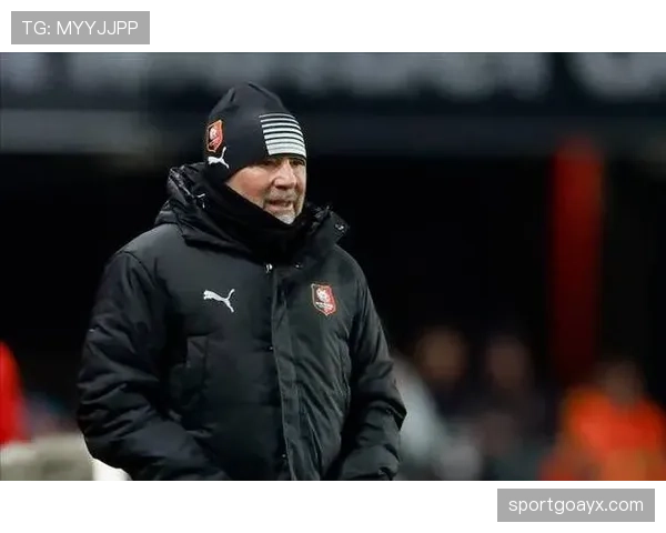 桑保利盛赞球队状态回暖，展现强劲竞争力与团结精神