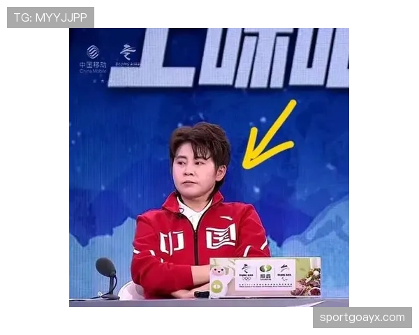 王濛训练完顺手买个包，我工资还没她零头多